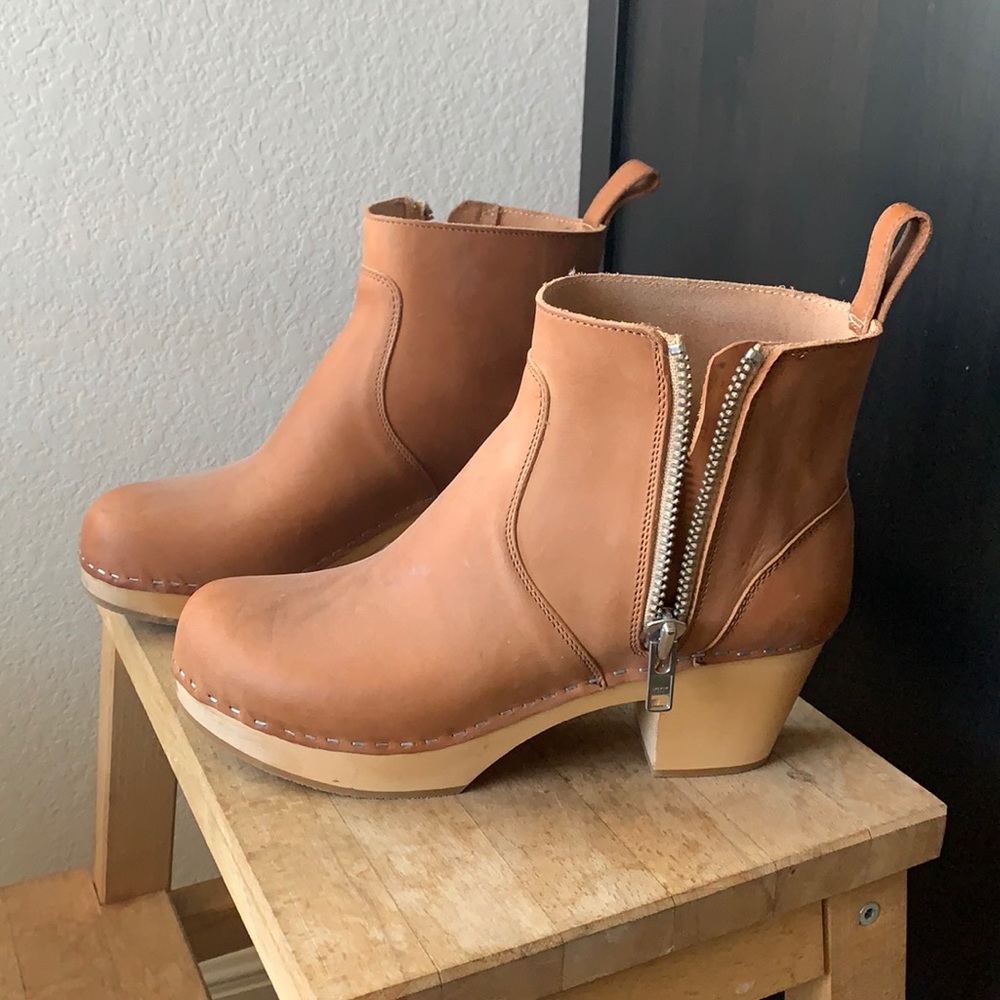 Swedish Hasbeens Emy Zip Clog Boot